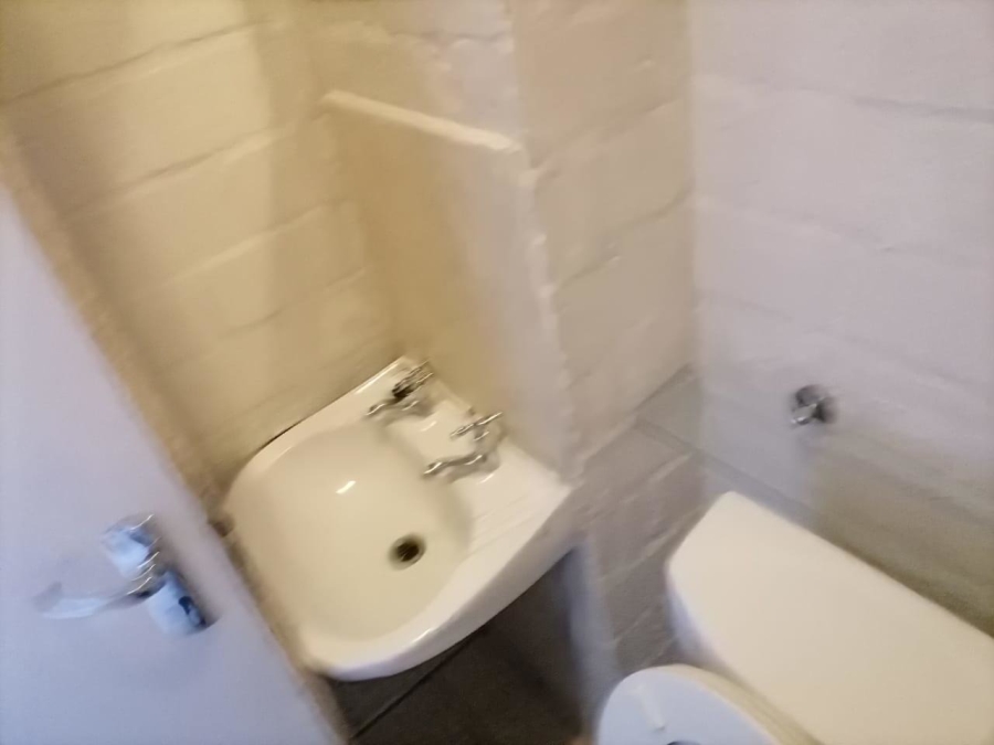 2 Bedroom Property for Sale in Table View Western Cape